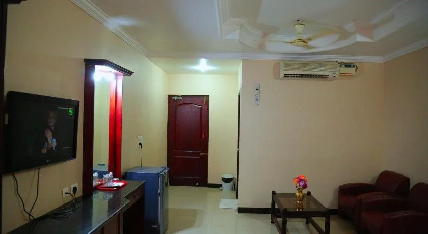 Hotel Vels Court