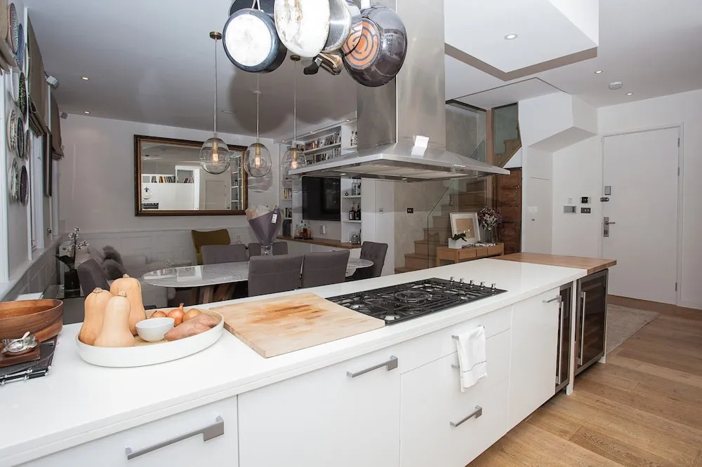 Luxurious 2 Bedroom Apartment In The Heart Of Old Street