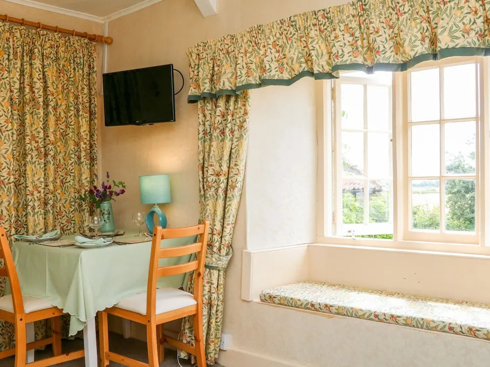 Lower Farm Annexe