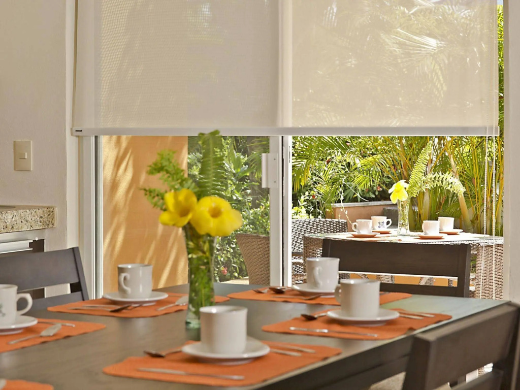 Hotel Ixzi Plus