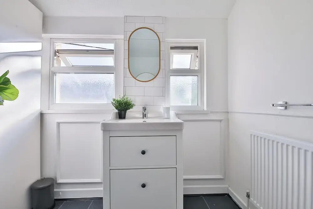 Beautifully Designed 2 Bed Apartment