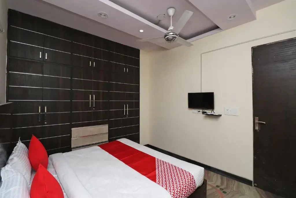 OYO 37652 Fountain Hotel