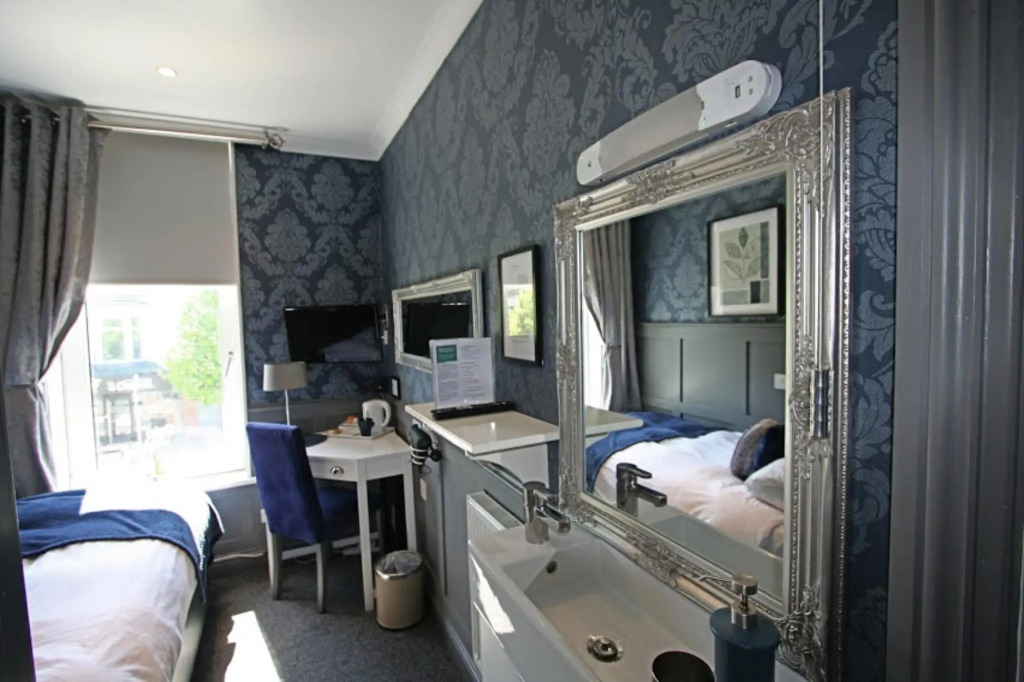 Clifton Guest House