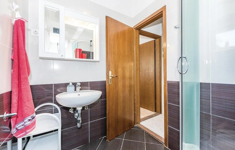 Nice Home in Sibenik With Wifi and 4 Bedrooms