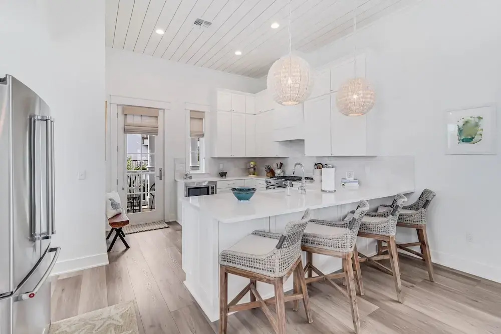Beach Grace 204 TAI