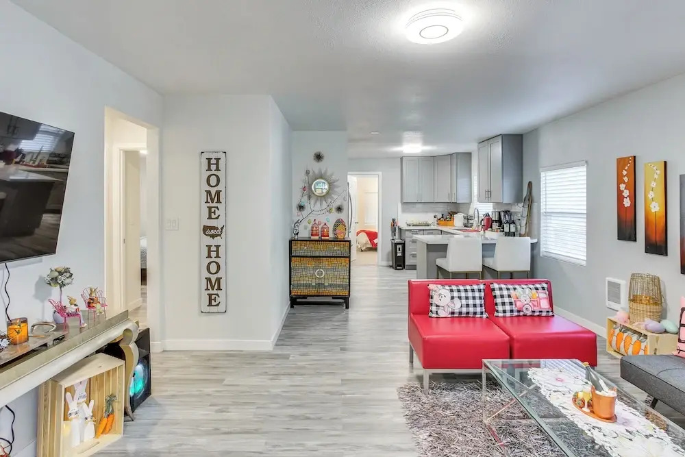 Charming Auburn Home: 15 Mi to Downtown Tacoma!
