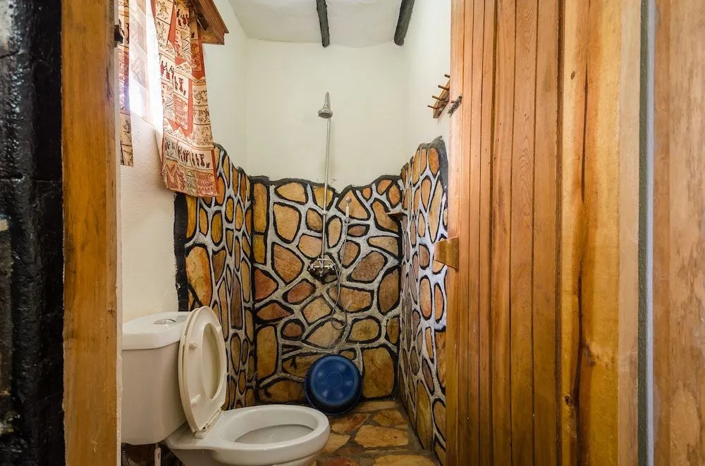 Kingfisher Safaris Resort Hotel