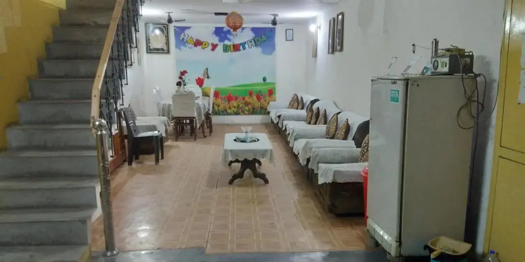 OSAHAN PARADISE HOMESTAY NEAR Golden temple and park view