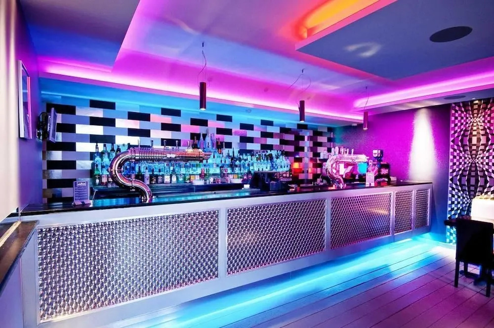 Cunard Apartments