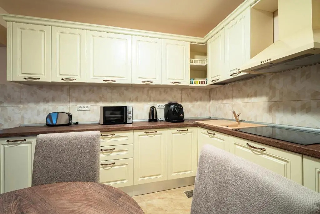Apartament Hotel H