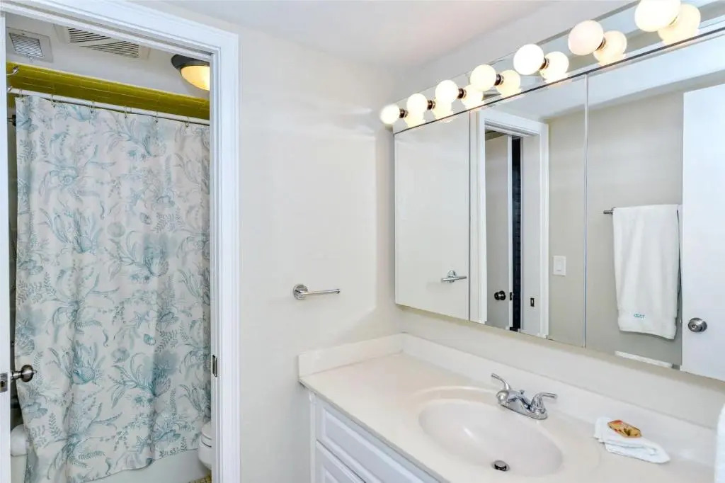LaPlaya 102B-Directly on the beach with the warm Gulf waters waiting!