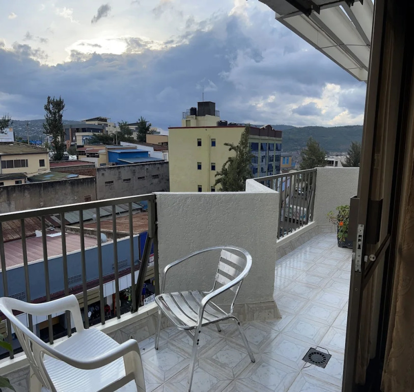 Okapi Hotel