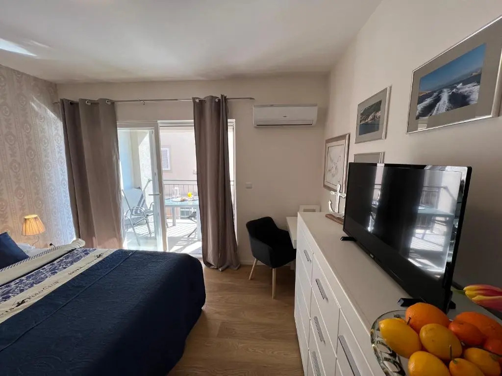 Studio Apartment Marina Mel Novi Vinodolski
