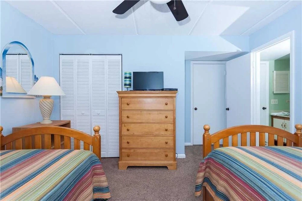 Windjammer 114 - Two Bedroom Condo