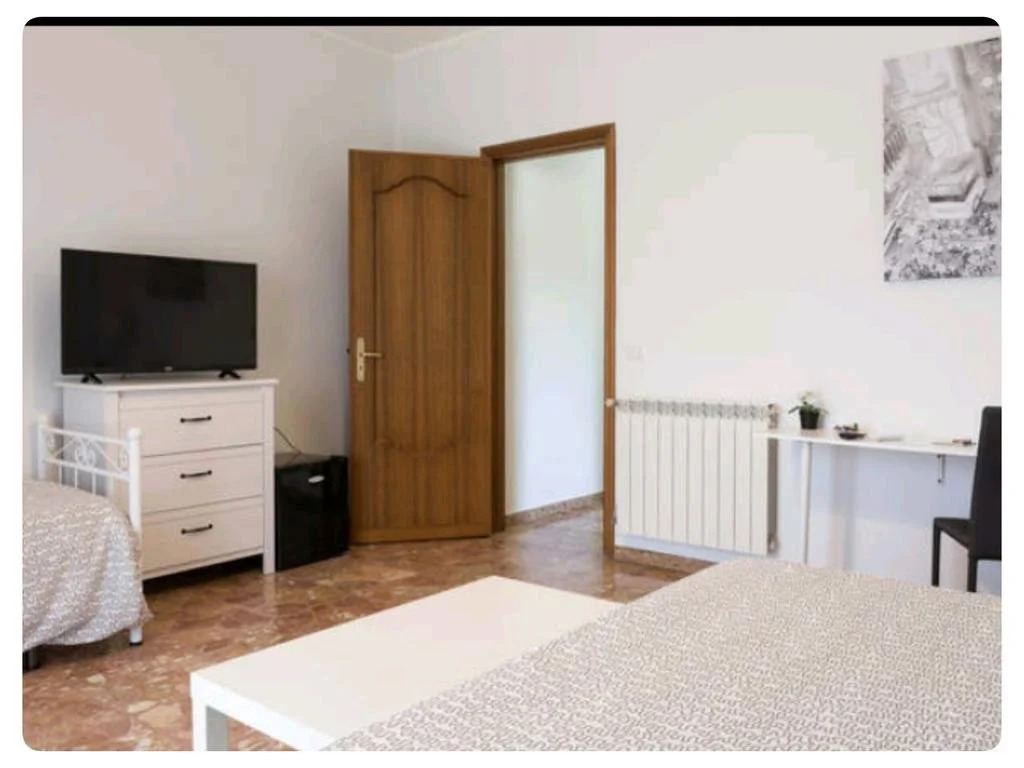 Bed & Breakfast Fontanarossa Airport -Private Parking