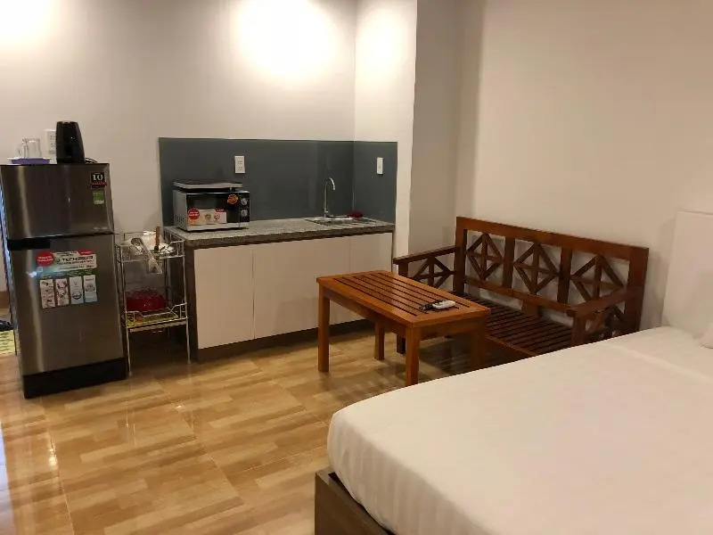 RedDoorz near Cho Xom Moi Nha Trang