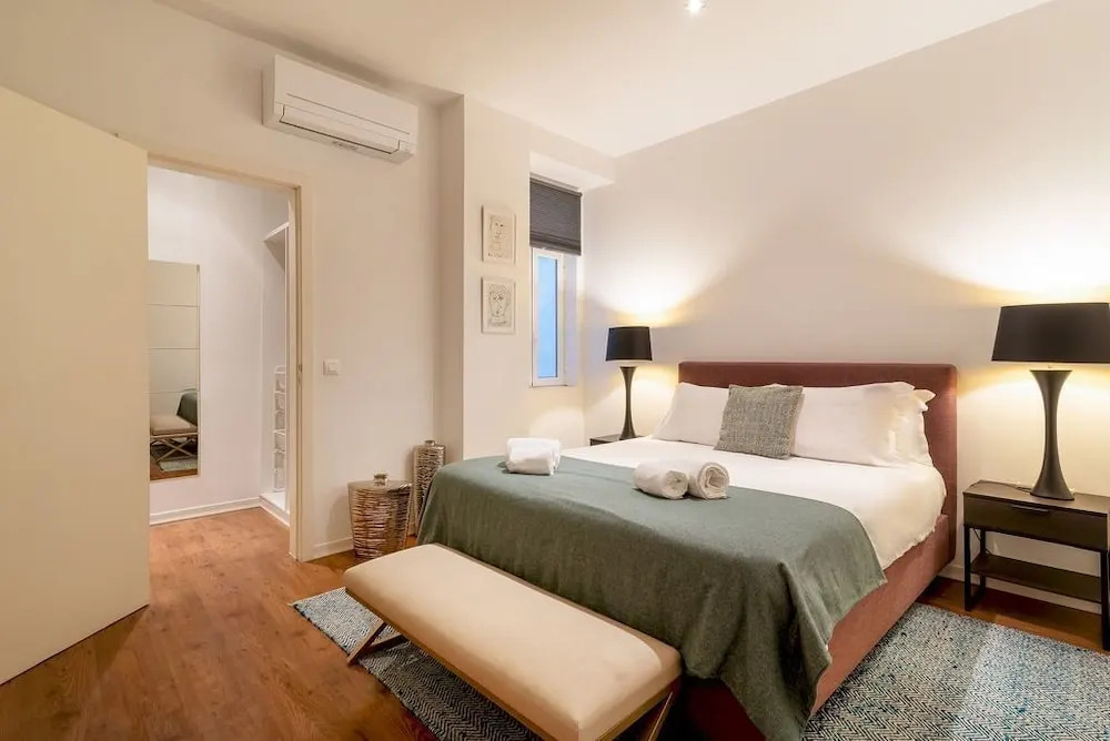 Wide and Modern Apartment in Lisbon