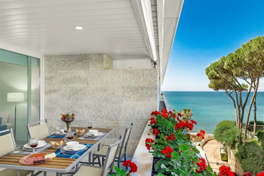 Marina Mariola by Coral Beach