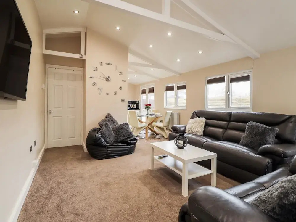 Sparrows Den Lodge