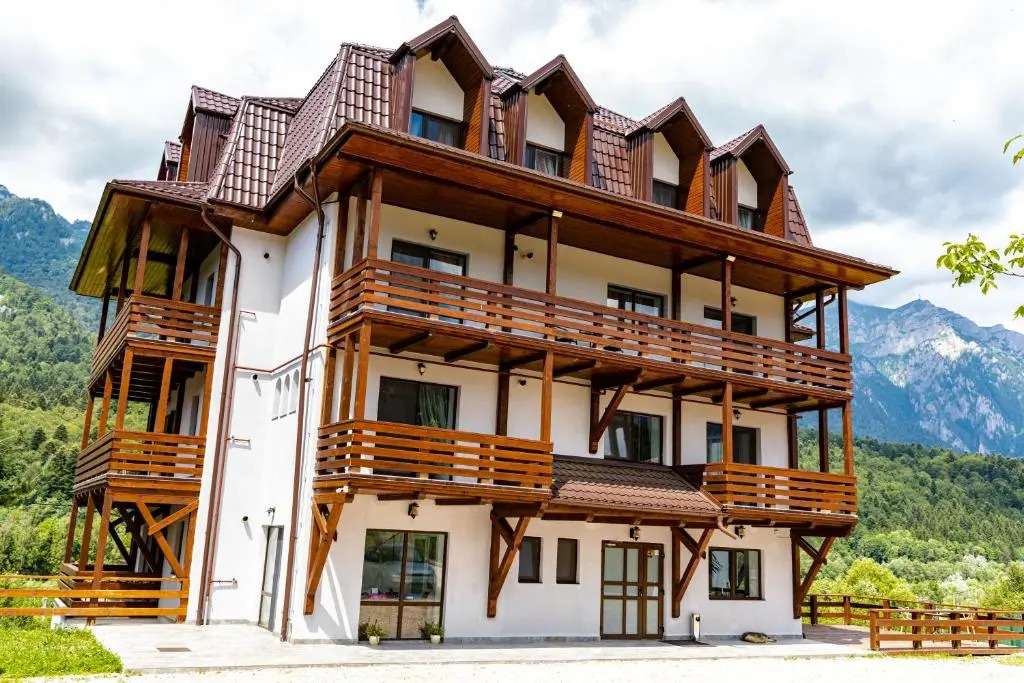 Yael Luxury Apartments 3