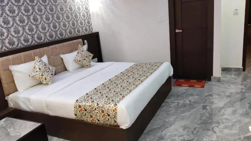Hotel Bagga Kuteer