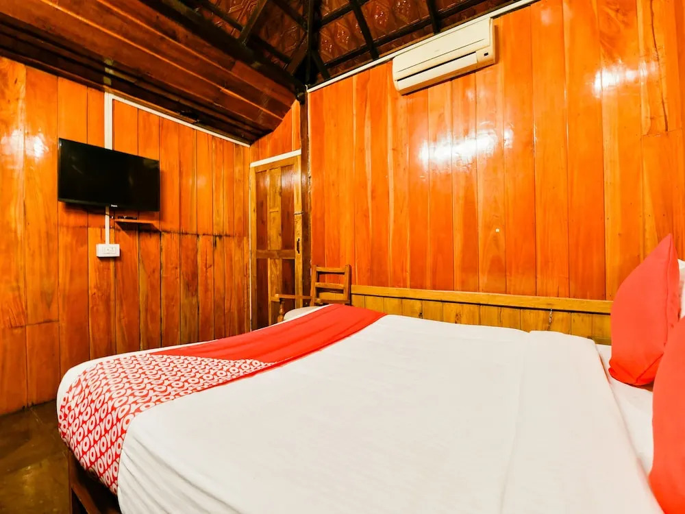 OYO 15962 Green Aura Resort