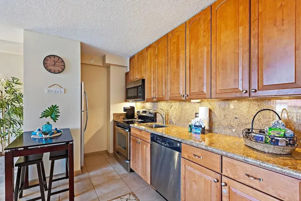 Kaanapali Shores 432 Studio Condo Condo