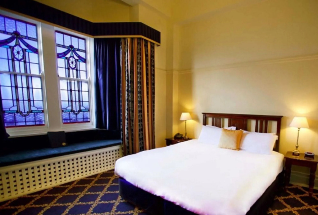 Carrington Hotel