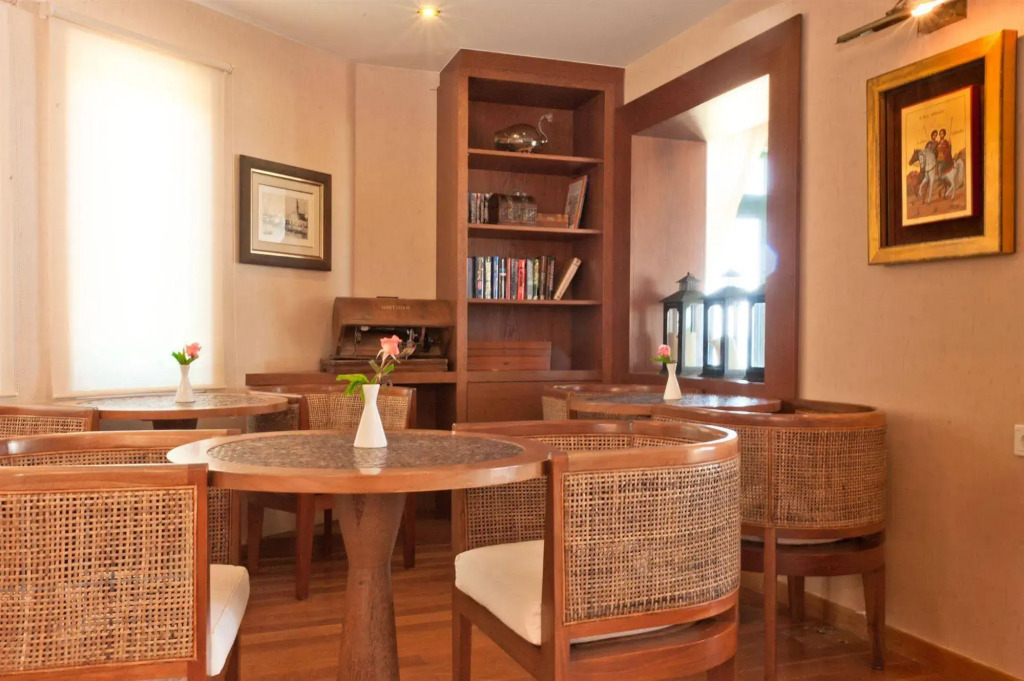 Silver Beach Hotel & Apartments