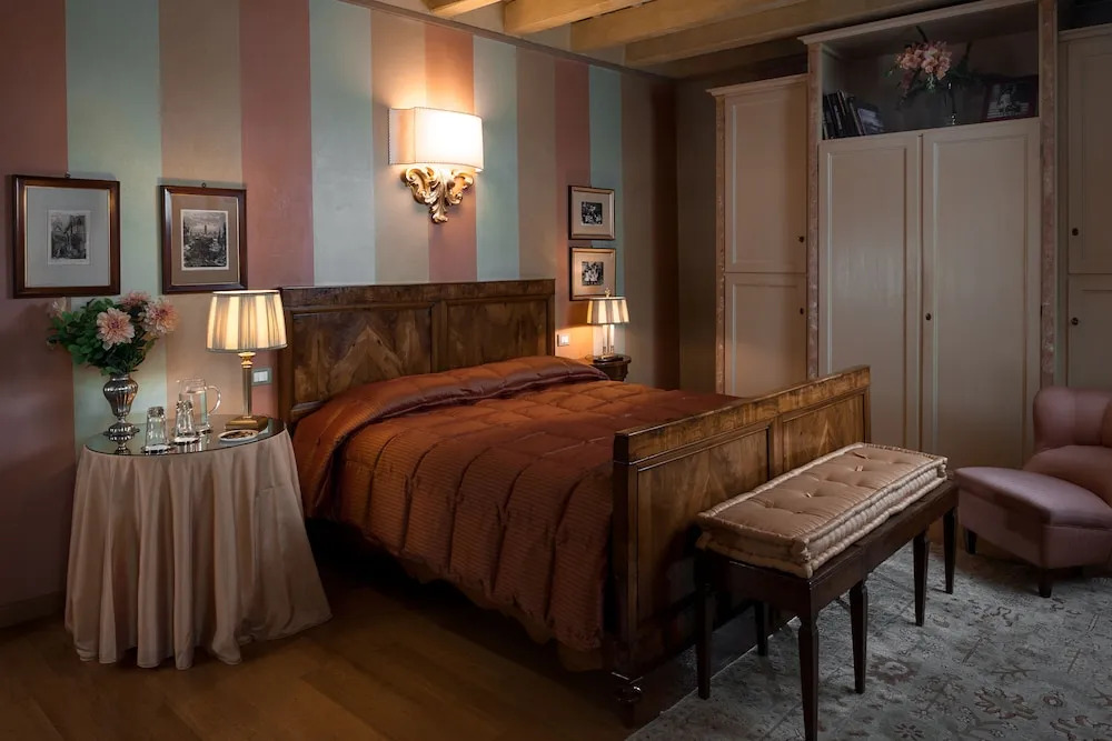 Domus Nova Palace - Italian Homing