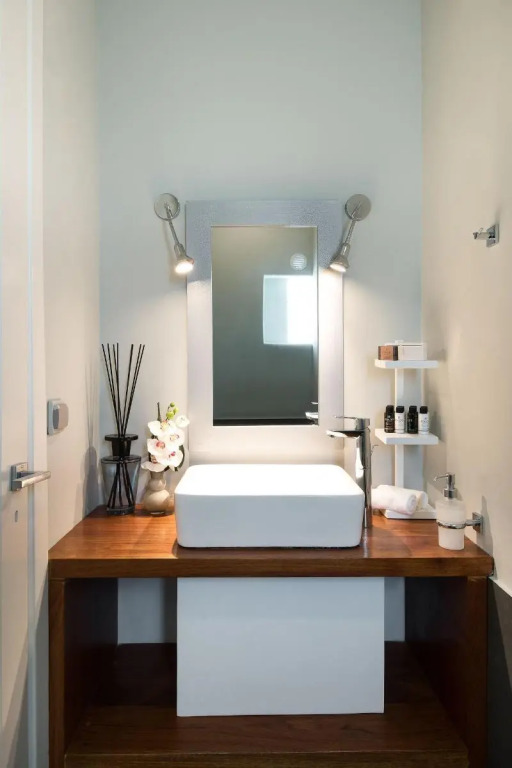 Riva Suites