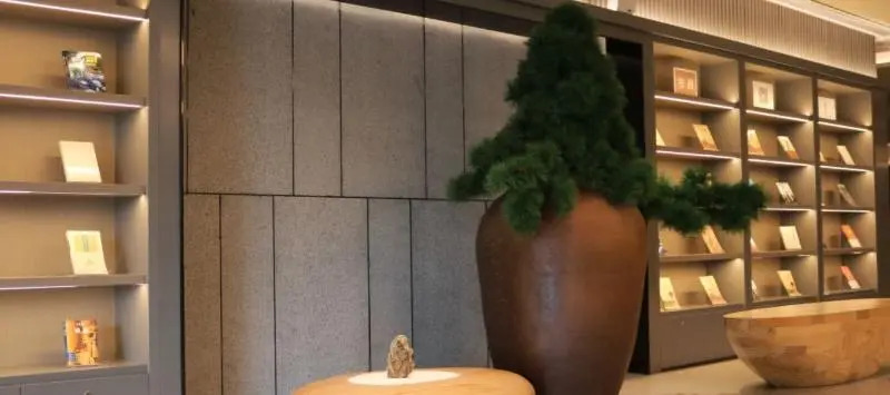 Shanghai Peoples SquareJI Hotel