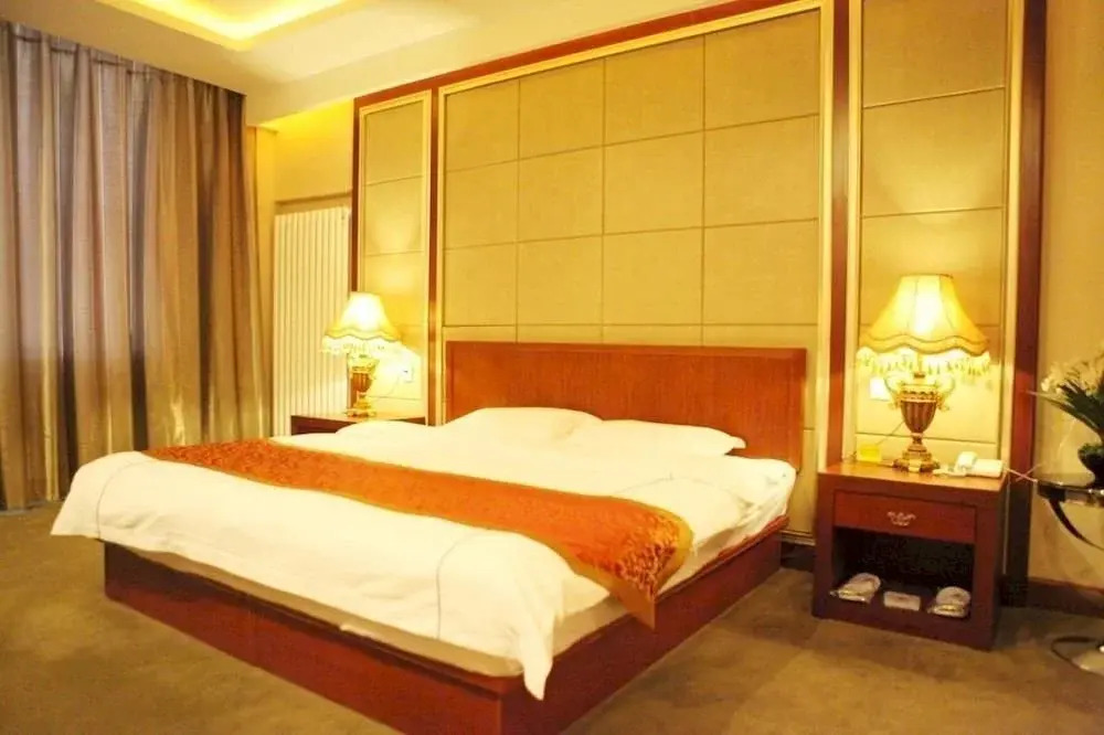 Lanjing Minghai Hotel