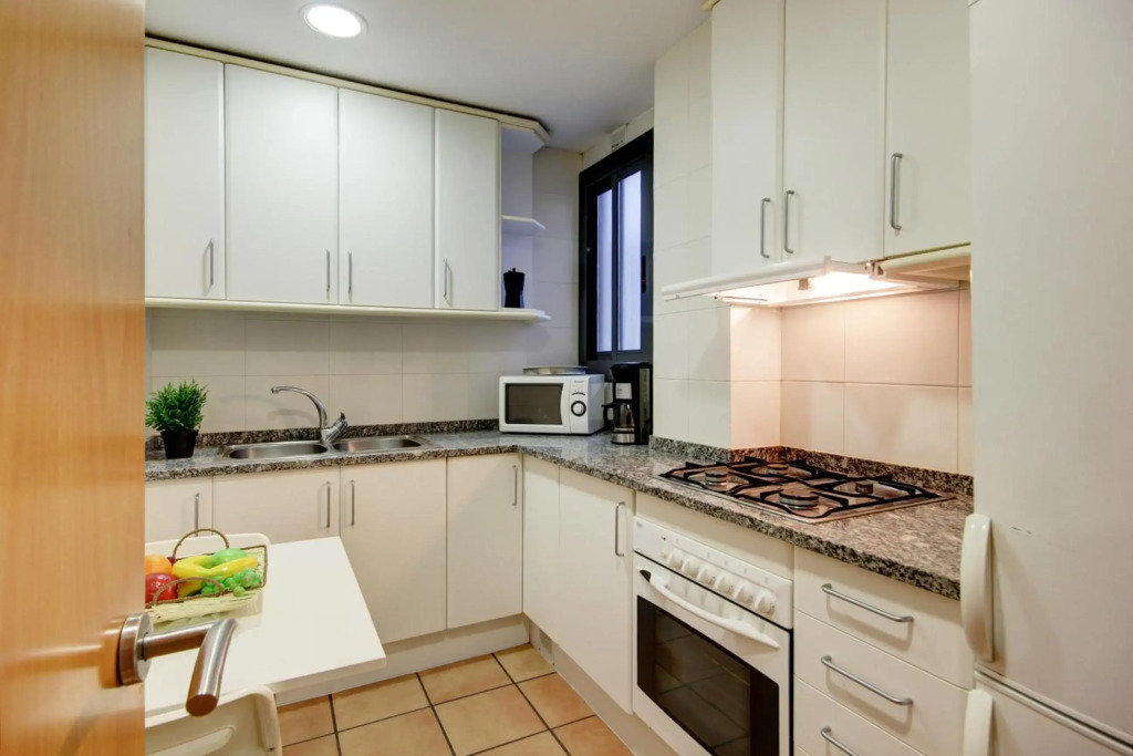 Llevant 3 1 Centro Roses - Barneda Premium