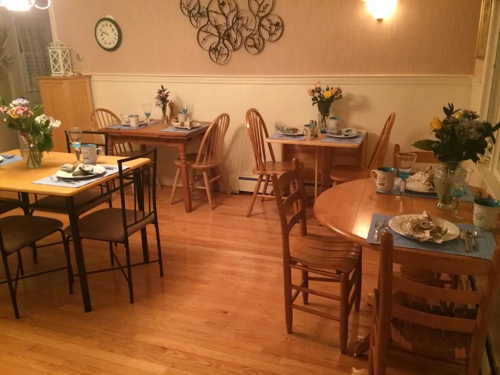 Cranberry Manor Bed and Breakfast