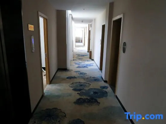 Yingjiang Guanghe Hotel