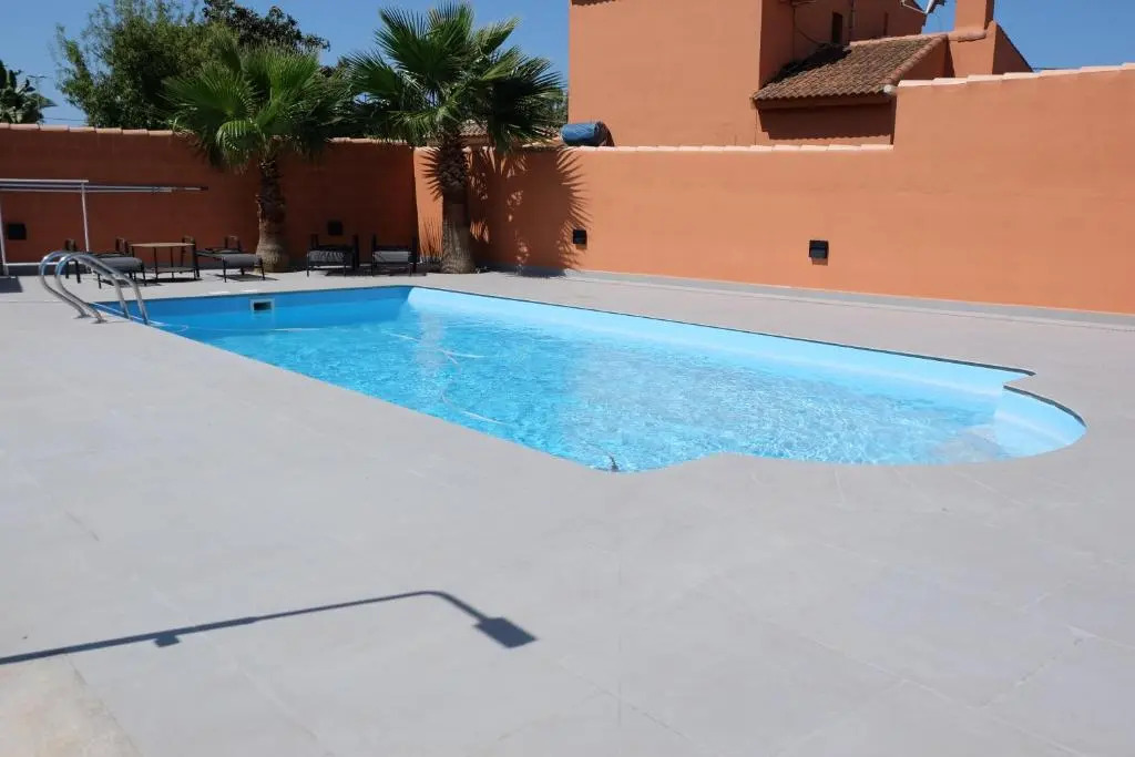 Apartamento con piscina Adults Only