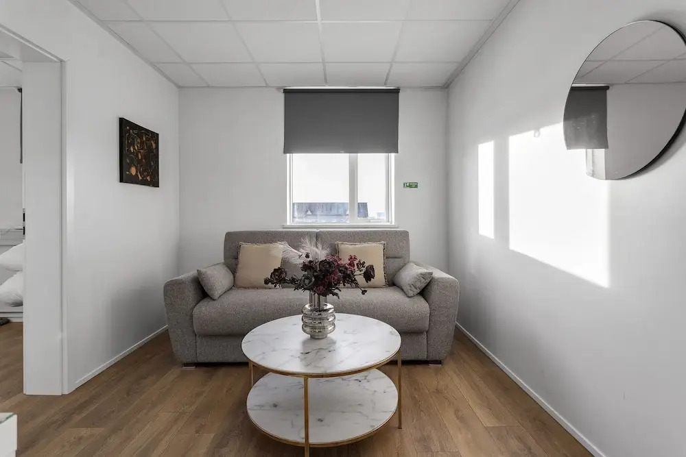 Bank Guesthouse by KEF Airport