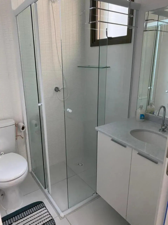 Apartamento em condominio praia clube