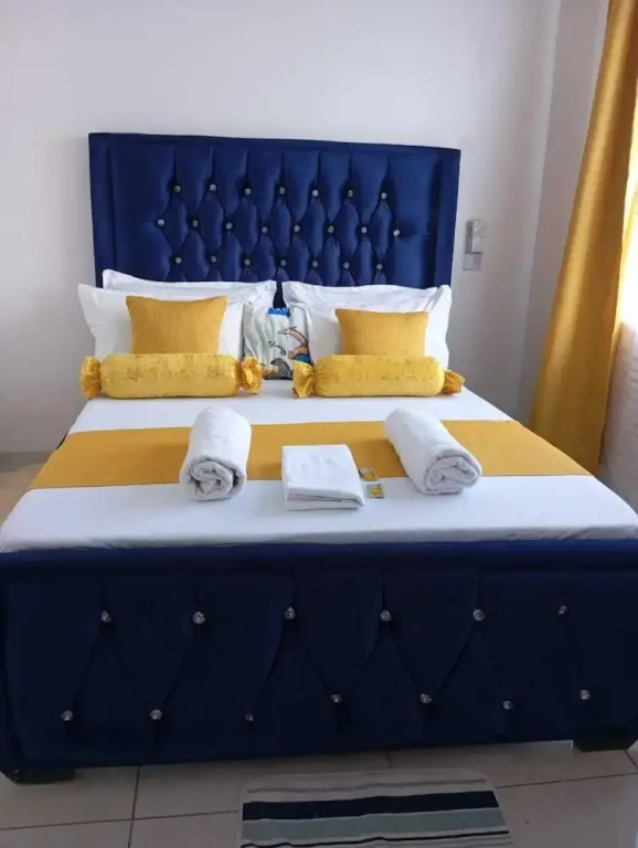 Lux Suites Rosavosa Apartments Bamburi
