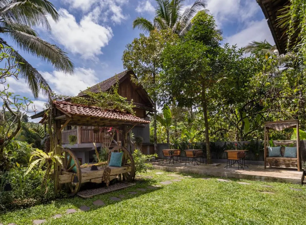 Nienté Bali