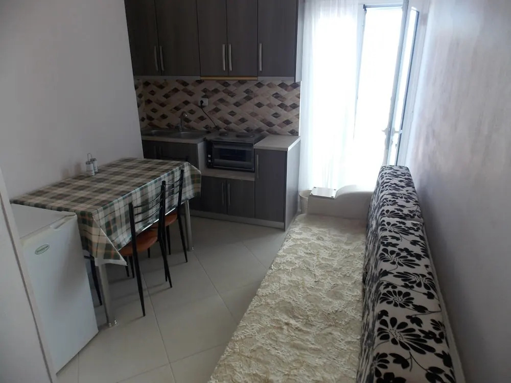 Erioni Hotel