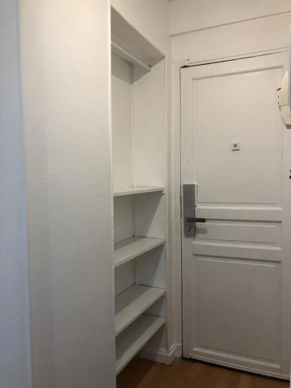 New Saint Maur-Logement Lovely Flat 32m2