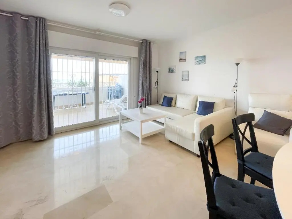 61-Beach Front Apartment with Stunning Views in Fuengirola