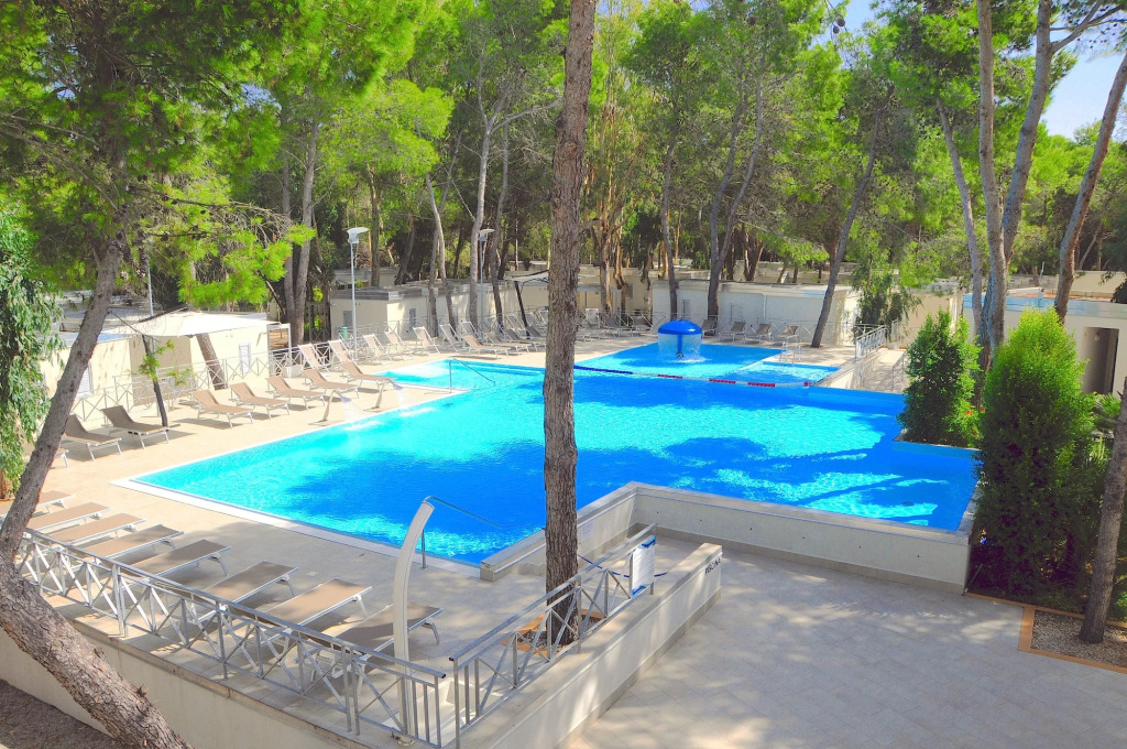 Sira Resort