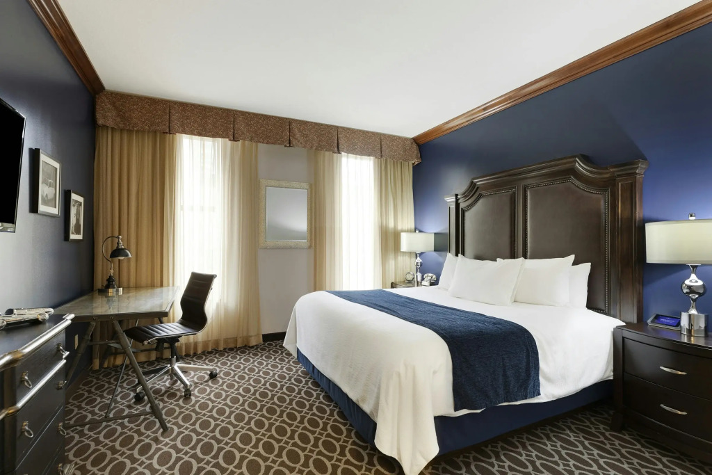 Des Lux Hotel