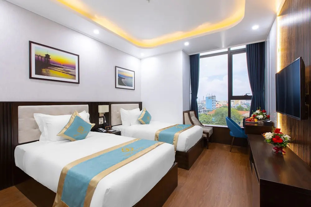 SALA HOTEL MÓNG CÁI