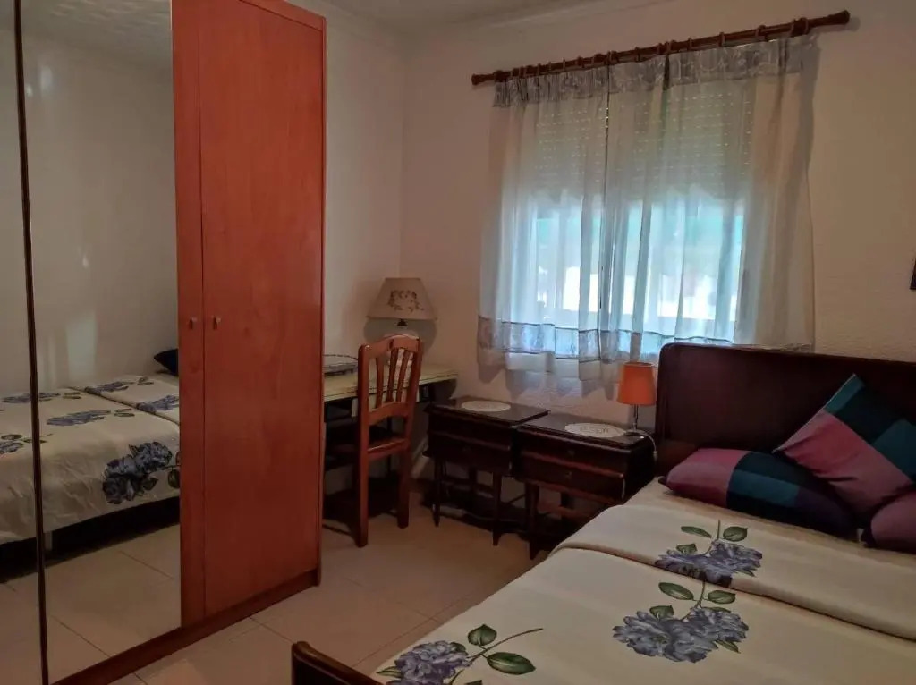 30-1- Комната в квартире для 1 до 2 человек, Alicante