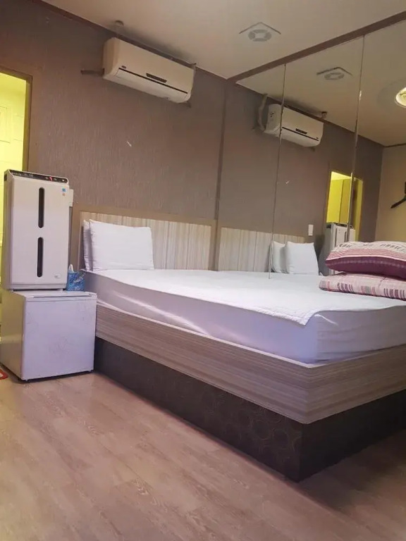Shinsegae Motel