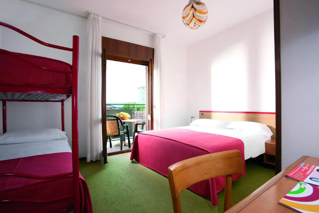 Hotel Diana